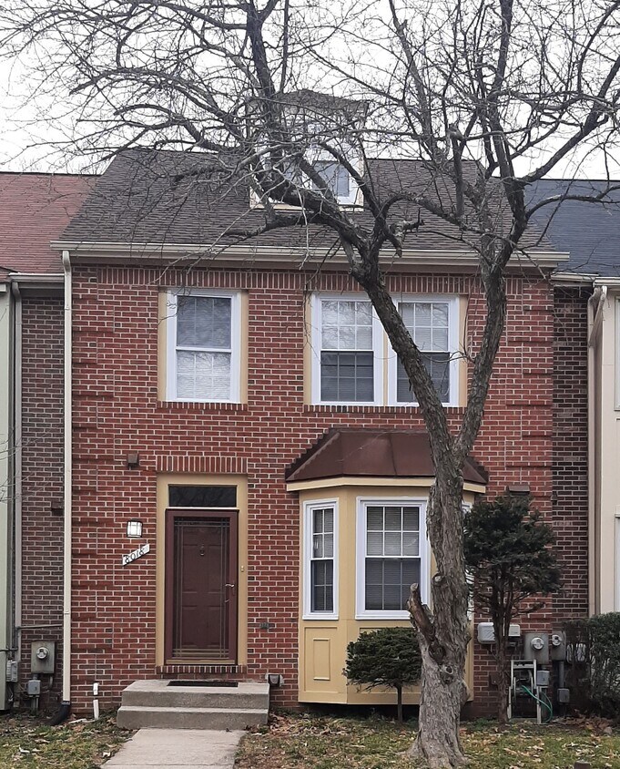 Primary Photo - 8018 Upperfield Ct