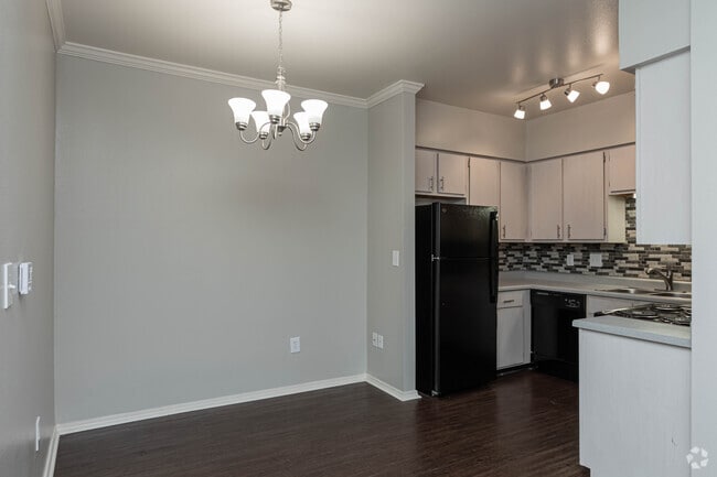 1BR, 1BA - 675 SF - The Woods at Johnson Mill
