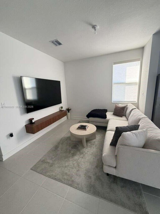 Foto del edificio - 11904 NW 24th Pl