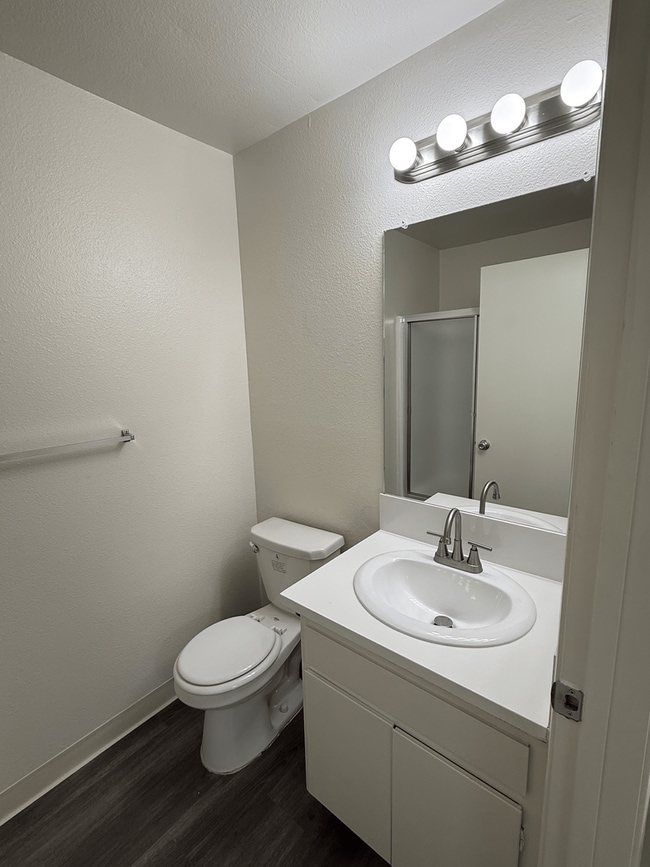 Interior Photo - Windward Isle