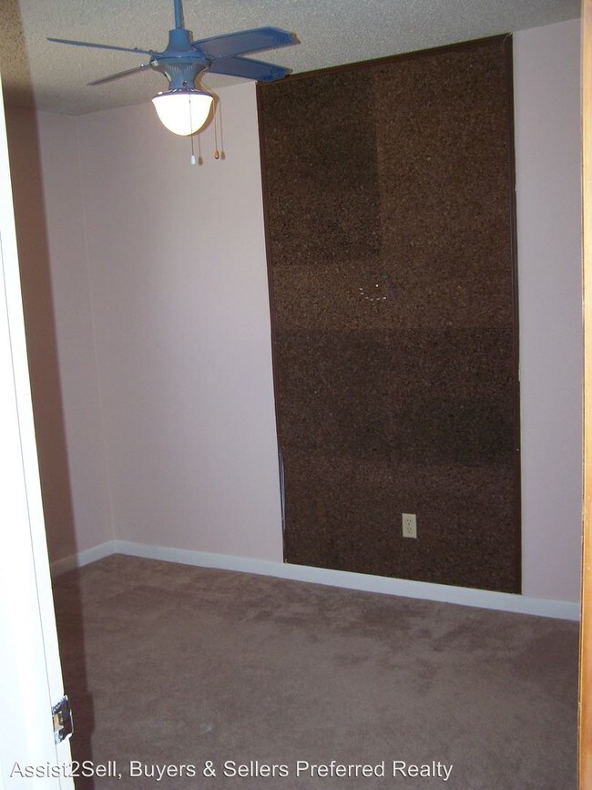 Building Photo - 3 br, 2 bath House - 1515 Scenic Dr