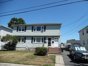 Building Photo - 243 N 13th St