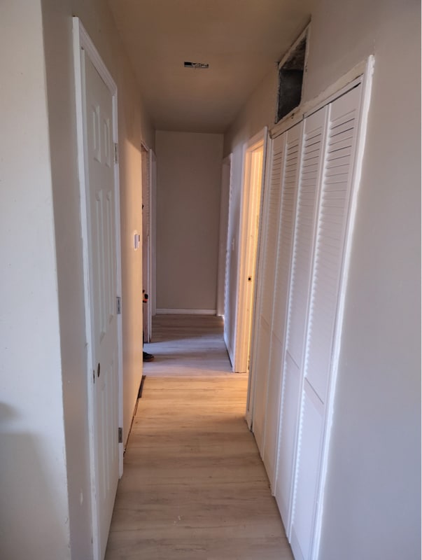 Building Photo - 4200 Narcissus Dr