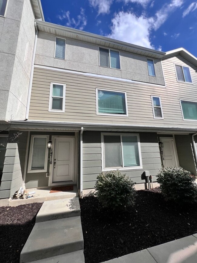 Photo - Beautiful Townhome in Bluffdale