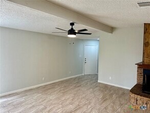 Building Photo - 1307 Barbara Dr