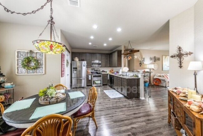 Building Photo - 333 Franchi Wy