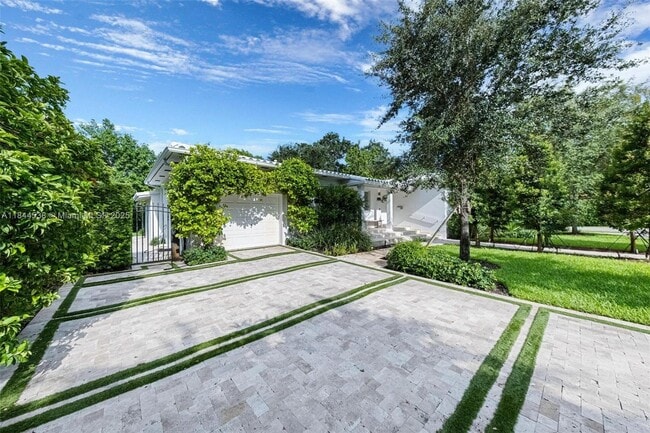 Building Photo - 919 Granada Groves Ct