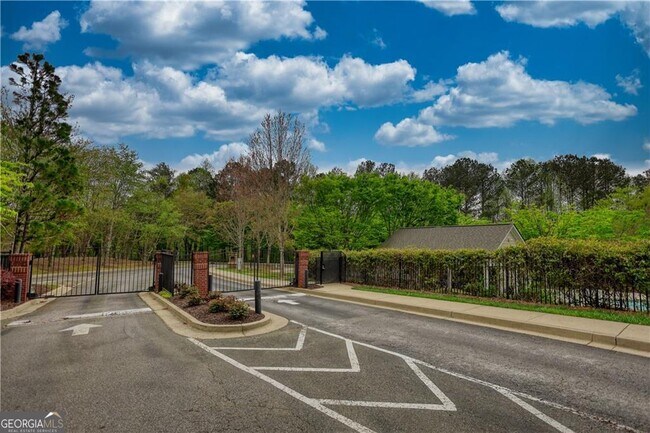 Foto del edificio - 5103 Woodland Ln