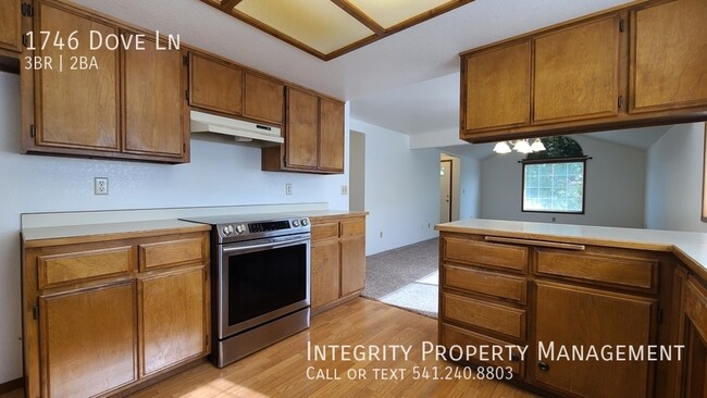 Foto del edificio - 1746 Dove Ln