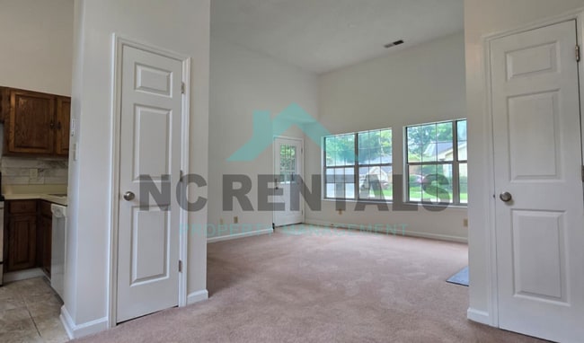 Building Photo - 3607 McCuiston Rd