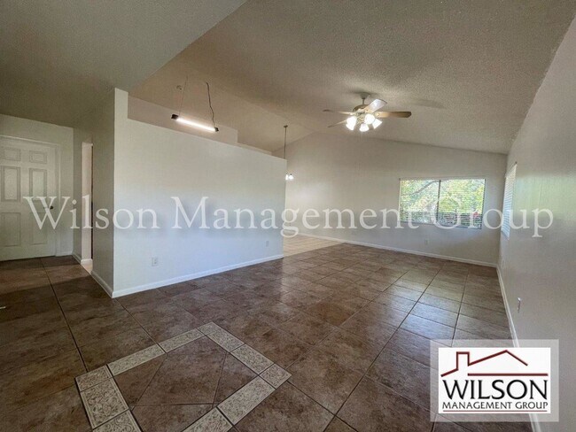Foto del edificio - 3 br, 2 bath House - 737 Willow Drive