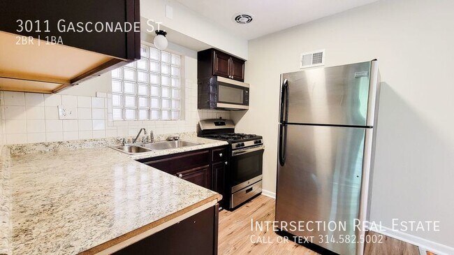 Building Photo - Adorable and Updated 2bd/1ba in Dutchtown