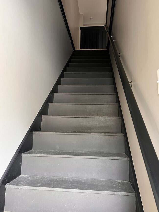 Foto del edificio - 214 N 6th St