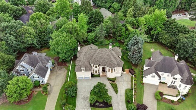 Foto del edificio - 2503 Regency Lake Dr