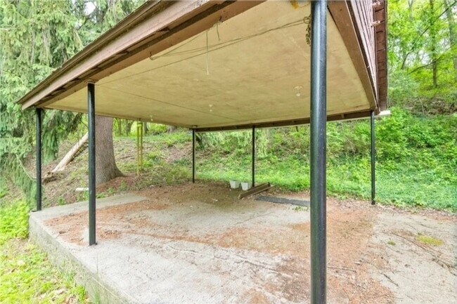 Foto del edificio - 2555 Cole Rd