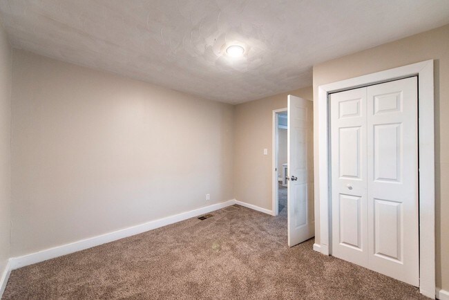 Foto del edificio - 3 br, 1 bath House - 813 S. 42nd Street