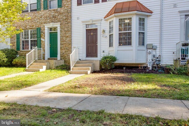 Building Photo - 6132 White Marble Ct