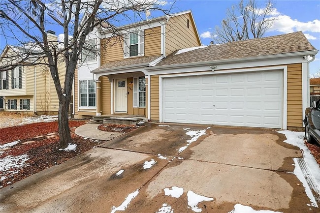 Building Photo - 4 Bedroom House for RENT