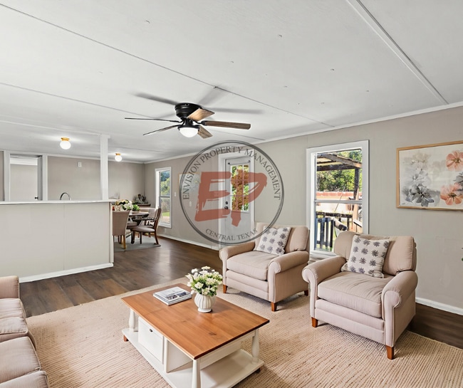 Building Photo - 3 Sleepy Hollow