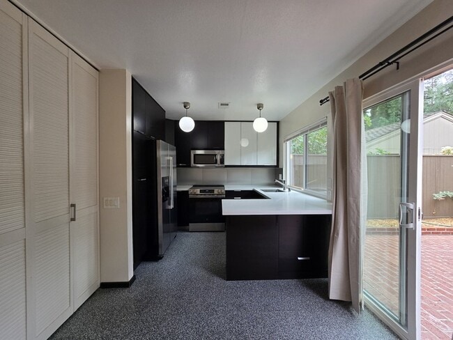 Photo - 1036 Vanderbilt Way (Sacramento, CA) House
