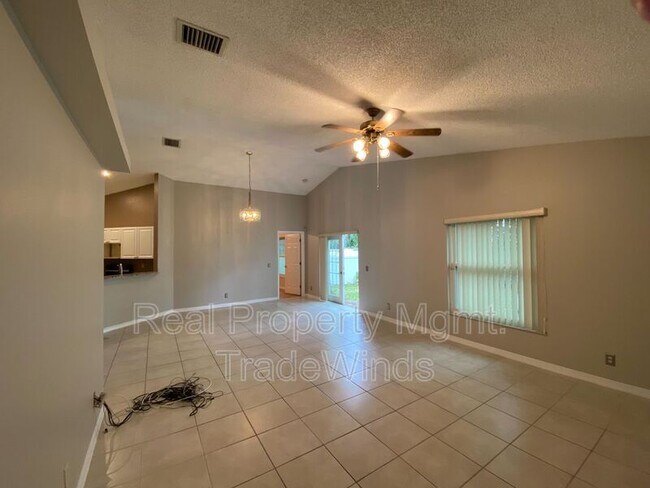 Building Photo - 11801 67th Lane N