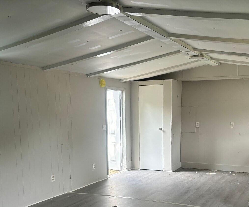 Foto del edificio - Spartanburg, 2 bedrooms, 1 bath. $800 a mo...