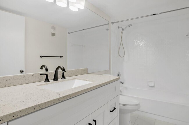 Foto del edificio - 5550 Witney Dr
