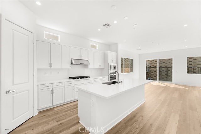Building Photo - 22129 Garibaldi Dr