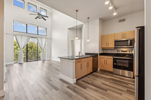Foto del edificio - 4414 Cedar Springs Rd
