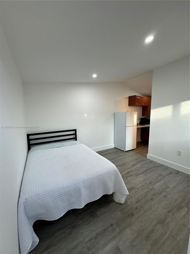 Building Photo - 11760 SW 175th Terrace