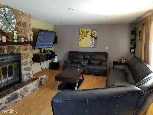 Building Photo - 3 br, 2 bath House - 485 E Bluebonnet Lane