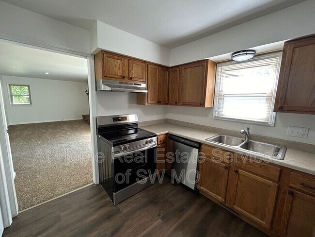 Foto del edificio - 3354 E Whiteside St