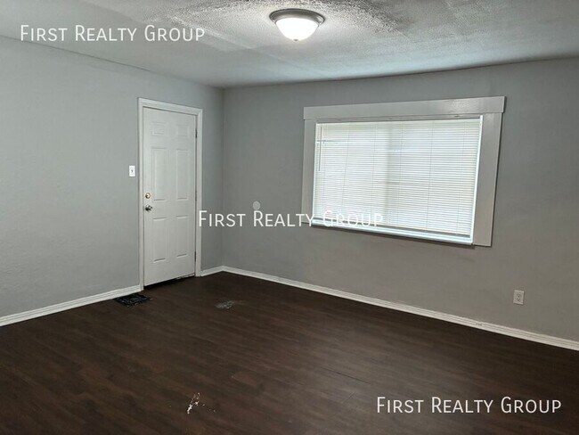 Foto del edificio - 2921 N. Main-Apt. 5