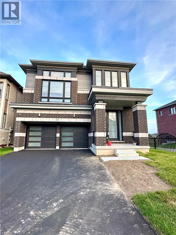 Building Photo - 75 Blackburn St