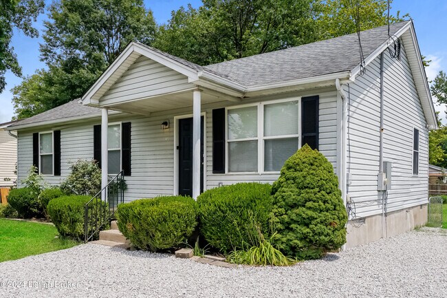 Foto del edificio - 156 Hackberry Ln