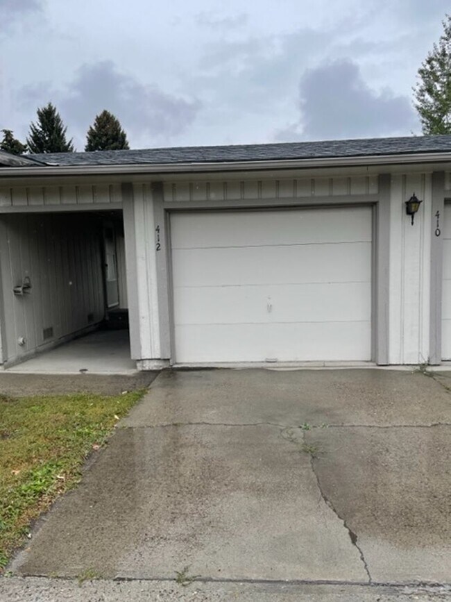 Building Photo - 2 Bedroom Apartment for Rent in Bozeman!