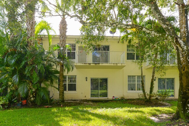 Foto del edificio - 3944 Sabal Way