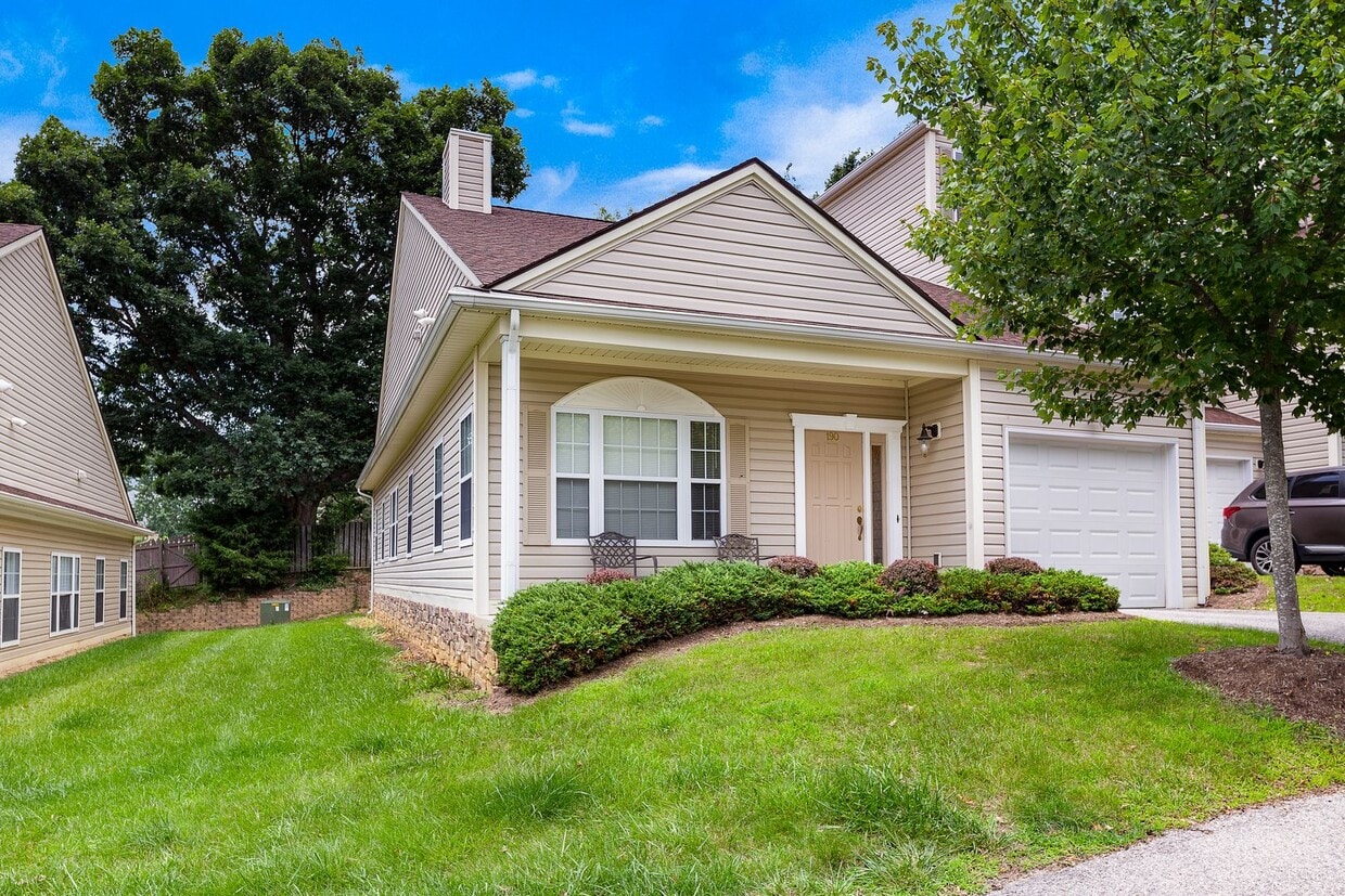 190 Huff Heritage Ln, Christiansburg, VA 24073 Townhome Rentals in