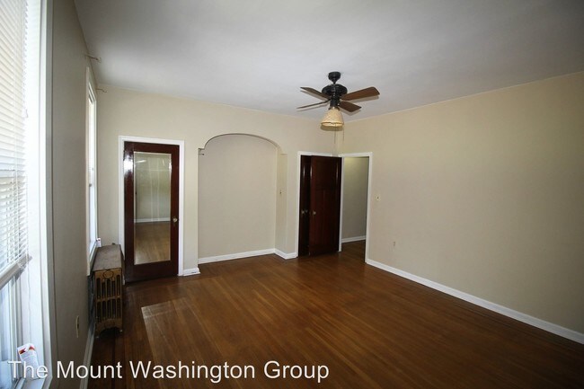 Building Photo - 3321 Shannon Dr