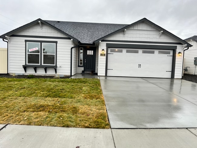 Building Photo - 2301 S 58th Ave