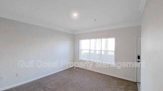Foto del edificio - 4802 51st St W