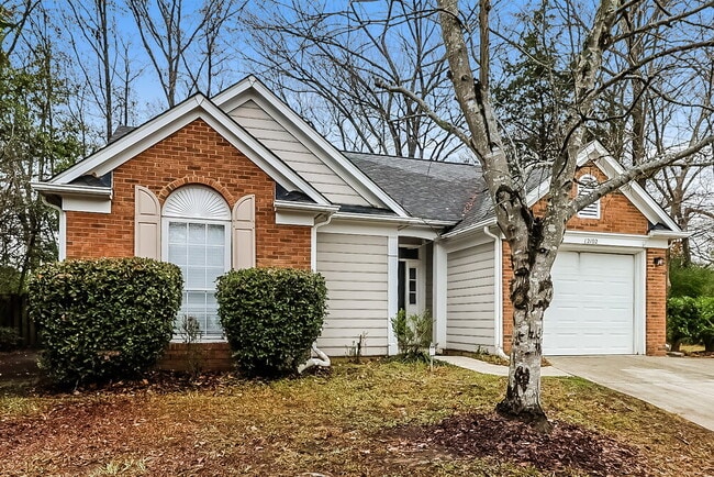 Building Photo - 12102 Kempshott Ct
