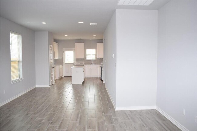 Building Photo - 332 Trellis Blvd