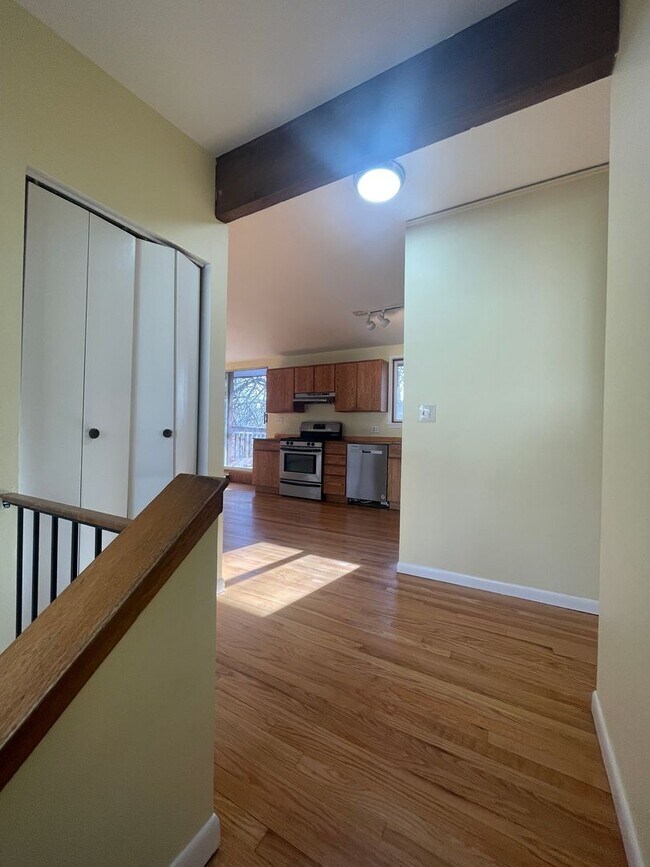 Foto del edificio - 4 Bed / 2 Bath Home Near Virginia Park