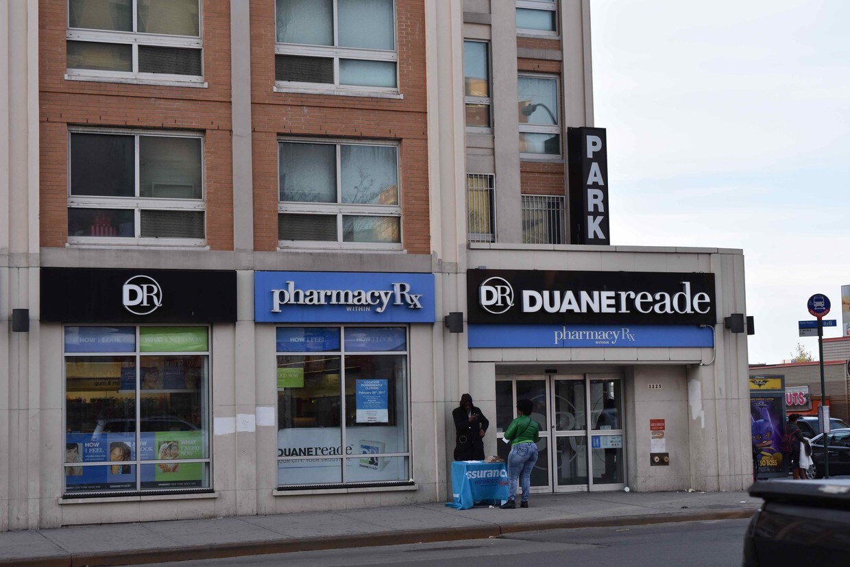 Fotografía del edificio - 514 E 163rd St