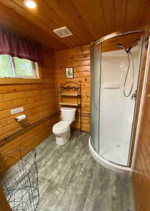 Building Photo - 135 Hideaway Dr