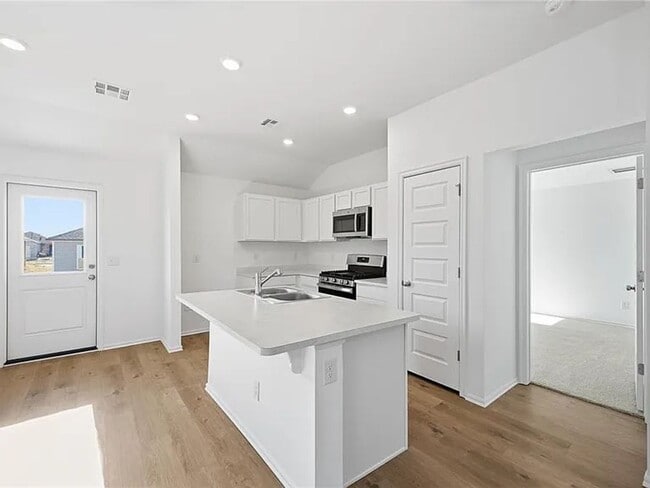 Foto del edificio - New Construction for Rent!