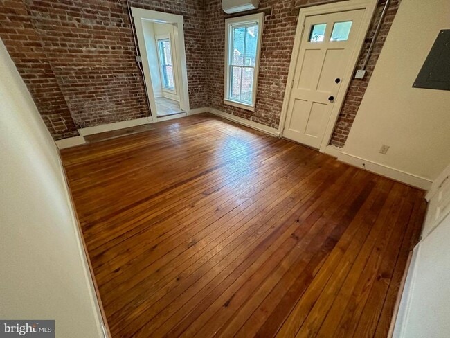 Building Photo - 130 E German St