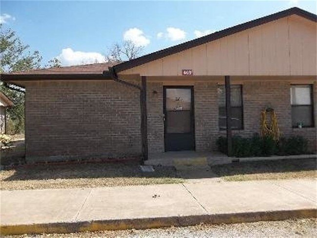 Foto del edificio - 309 Walnut Hill Dr