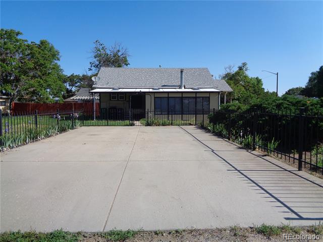 Building Photo - 5115 Milwaukee St